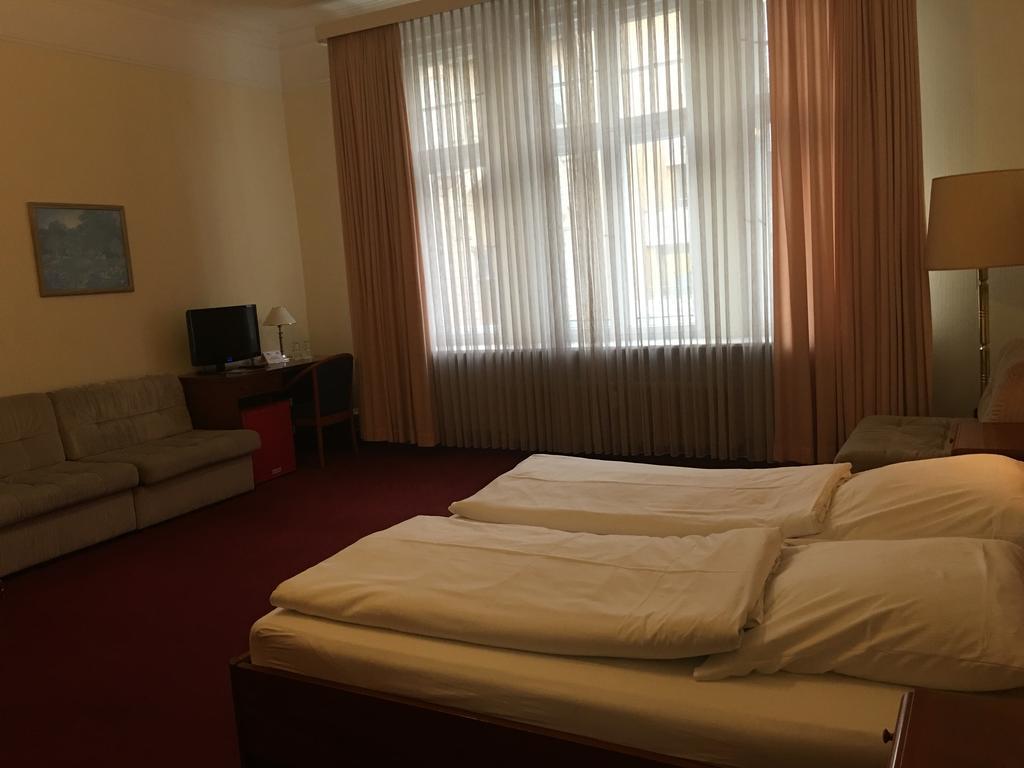 Kurfuerst Am Kurfuerstendamm Берлин Номер фото